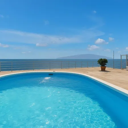 Costa Isora 1 Frontline By Paramount Holidays Puerto de Santiago (Tenerife)